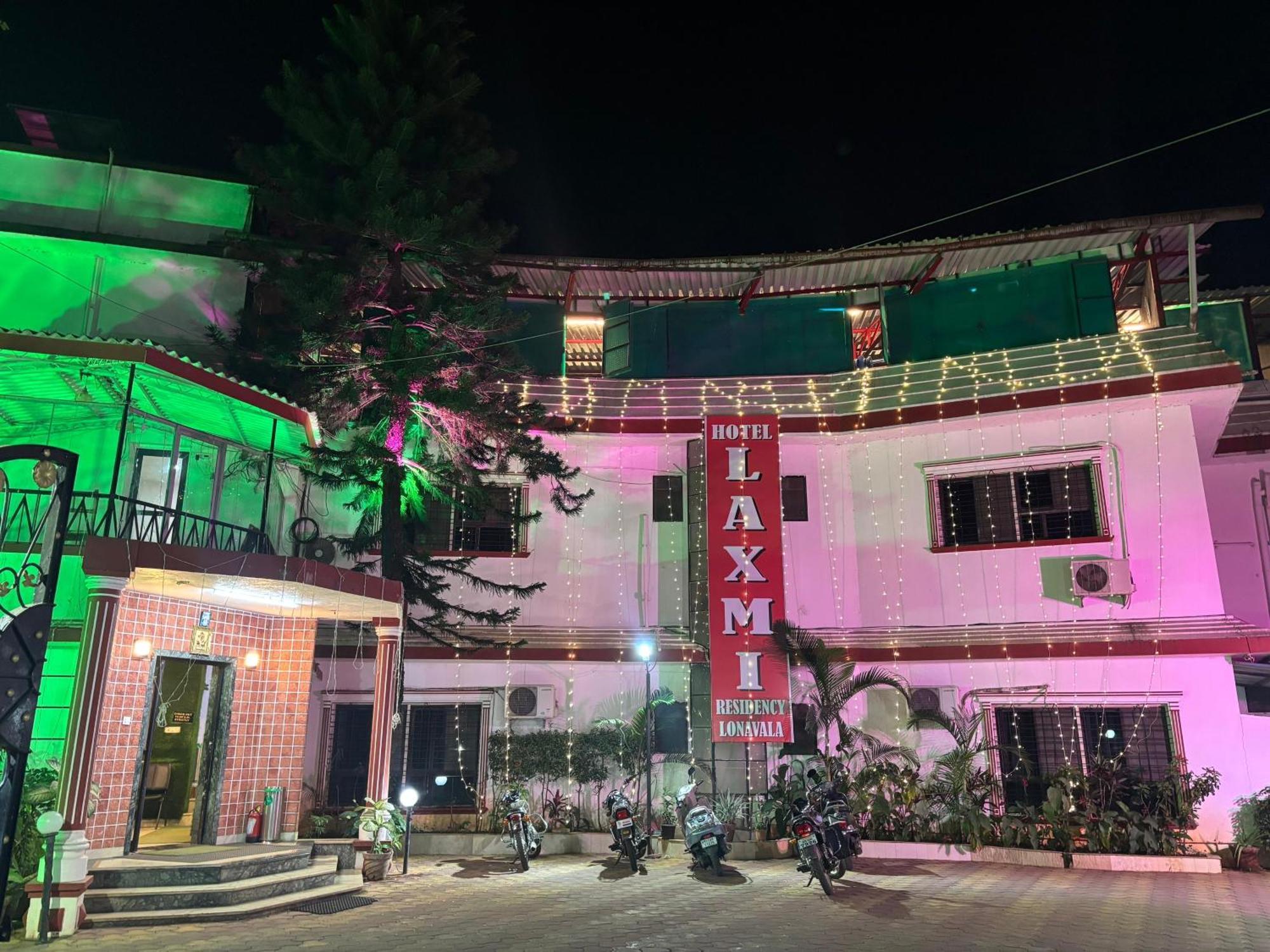 Hotel Laxmi Residency Lonavala Exteriér fotografie