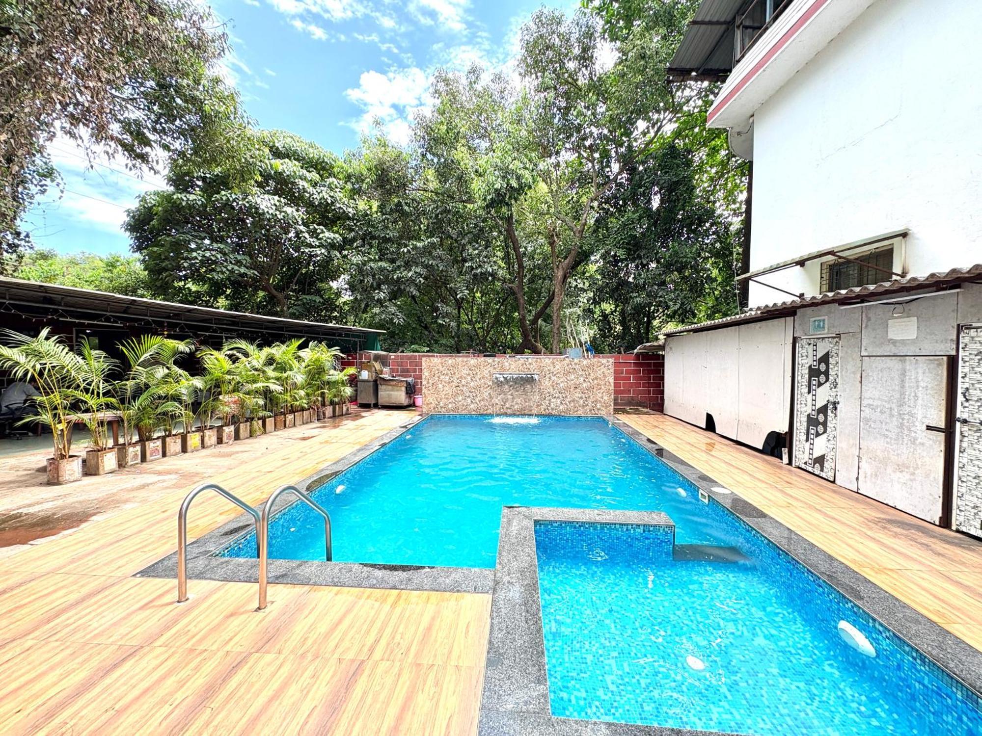 Hotel Laxmi Residency Lonavala Exteriér fotografie